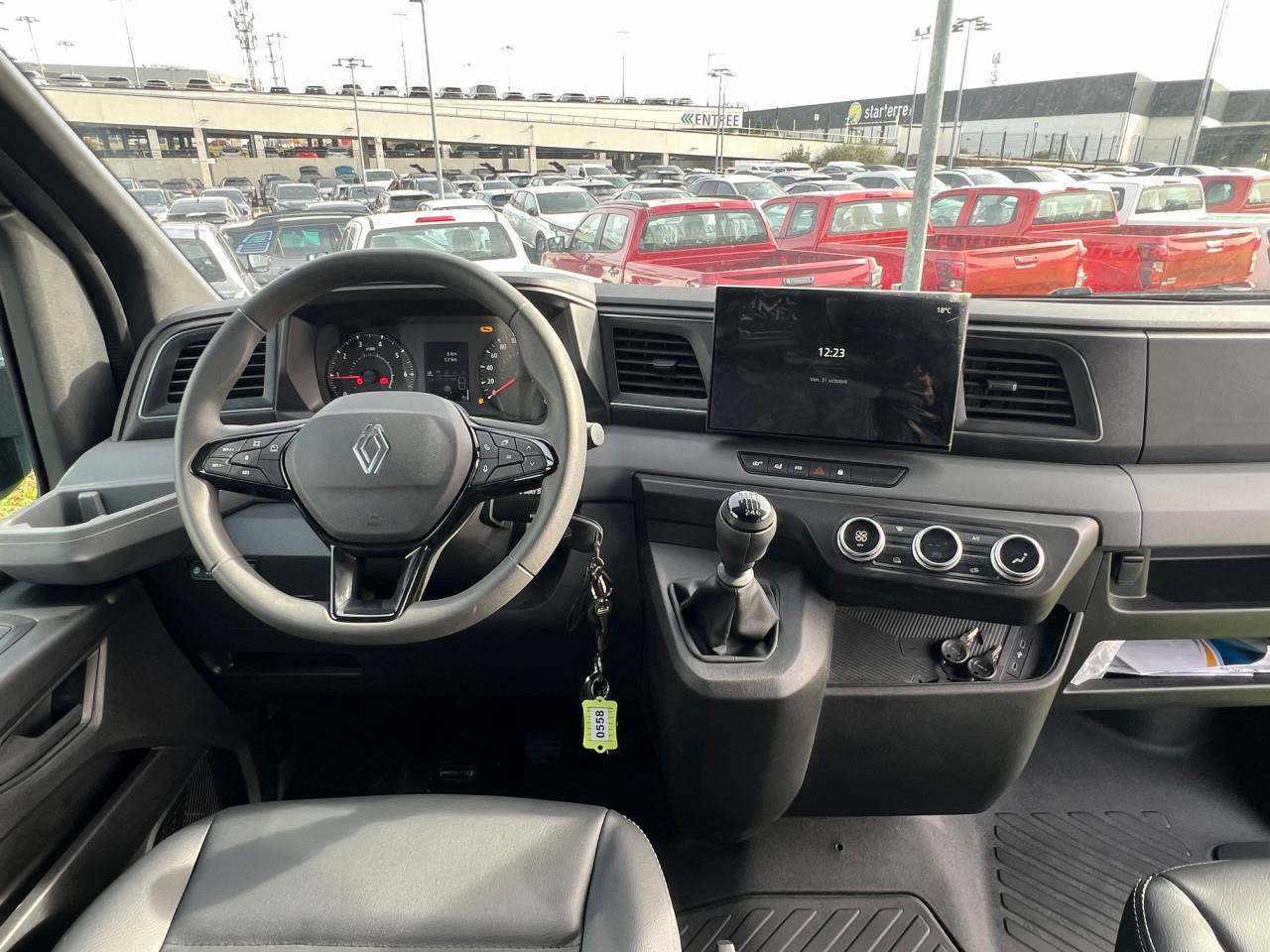 Furgoneta para caballos Ameline HARAS  2025 Nuevo