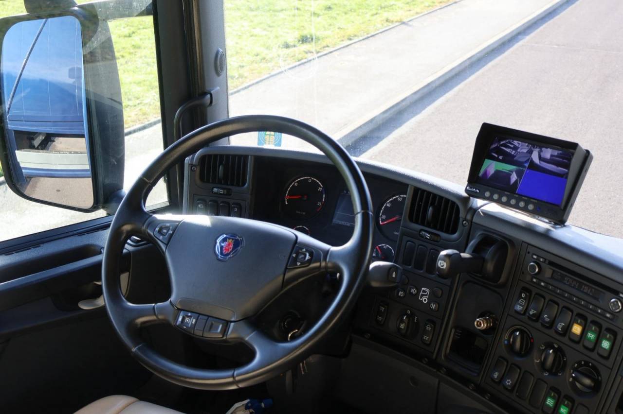 Cami&oacute;n para caballos STX STX 6 CHEVAUX MEGA POP OUT 2011 De segunda mano