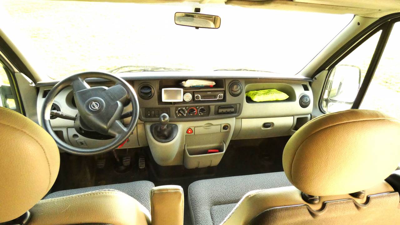 Furgoneta para caballos Fautras opel movano 3500 2008 De segunda mano