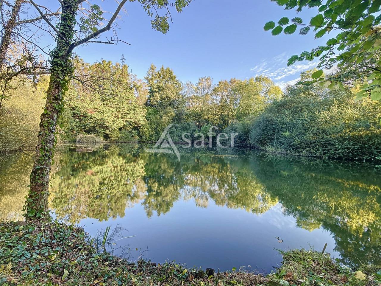 Propiedad rural En venta Vend&eacute;e