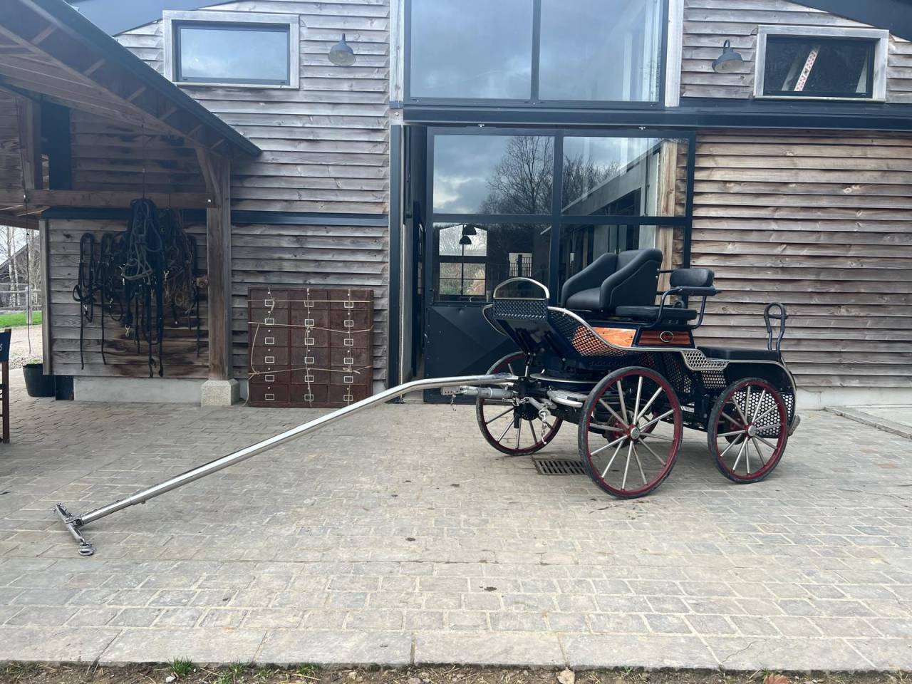 Coche enganches - Marat&oacute;n ocio Pouvreau  