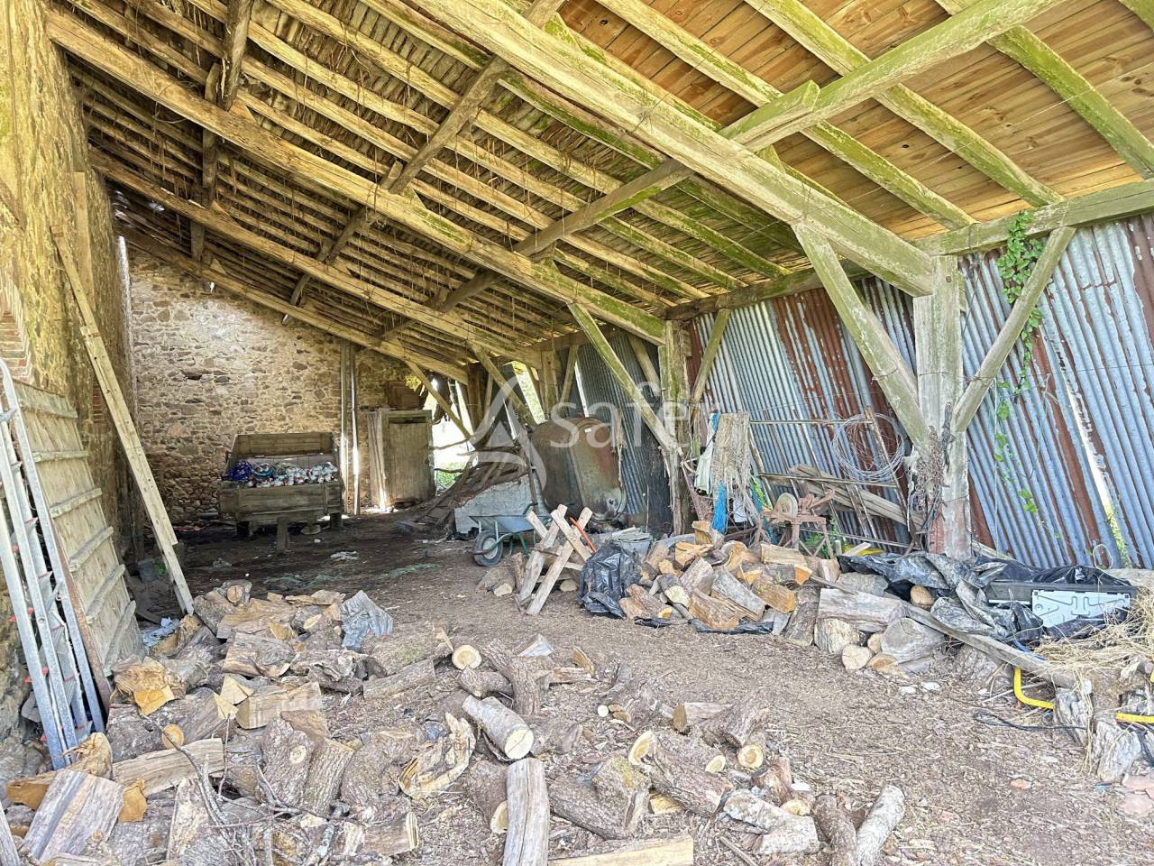 Explotaci&oacute;n agr&iacute;cola En venta Charente