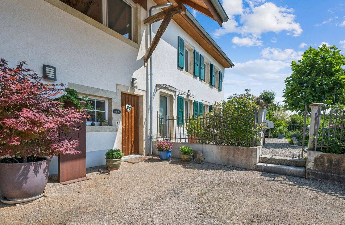 Propiedad ecuestre En venta Jura-Suizo