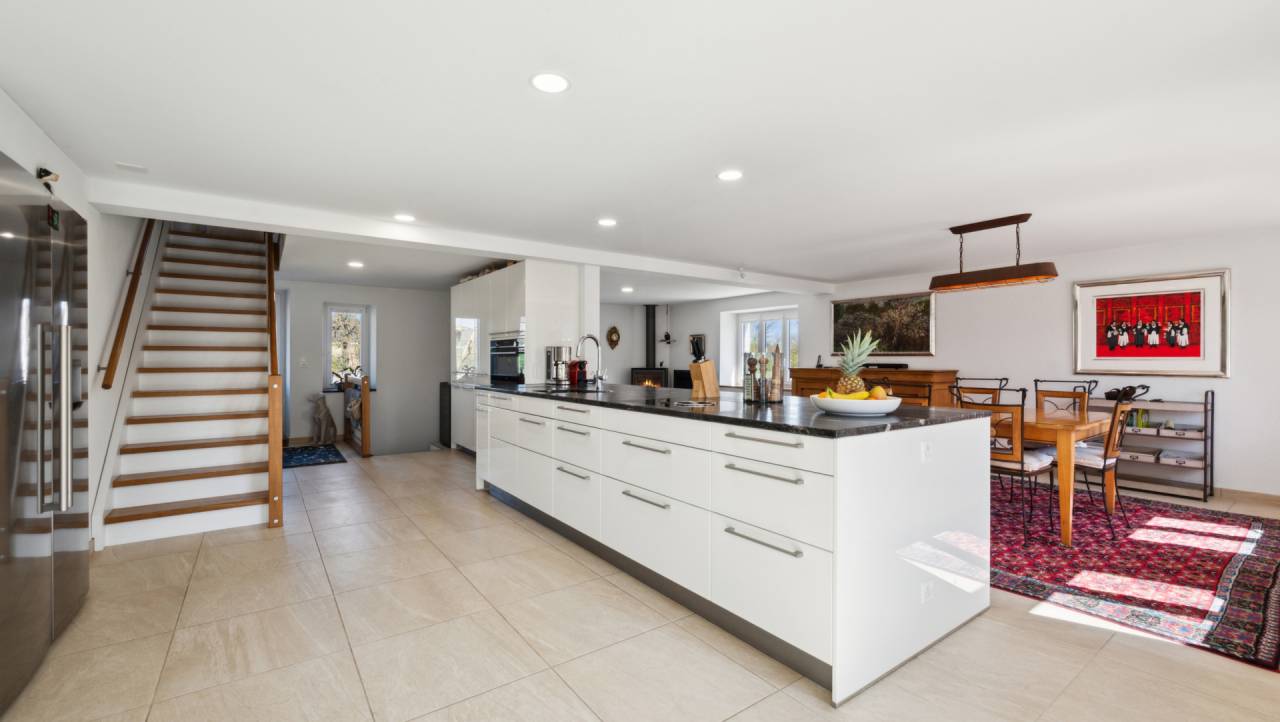 Propiedad ecuestre En venta Jura-Suizo