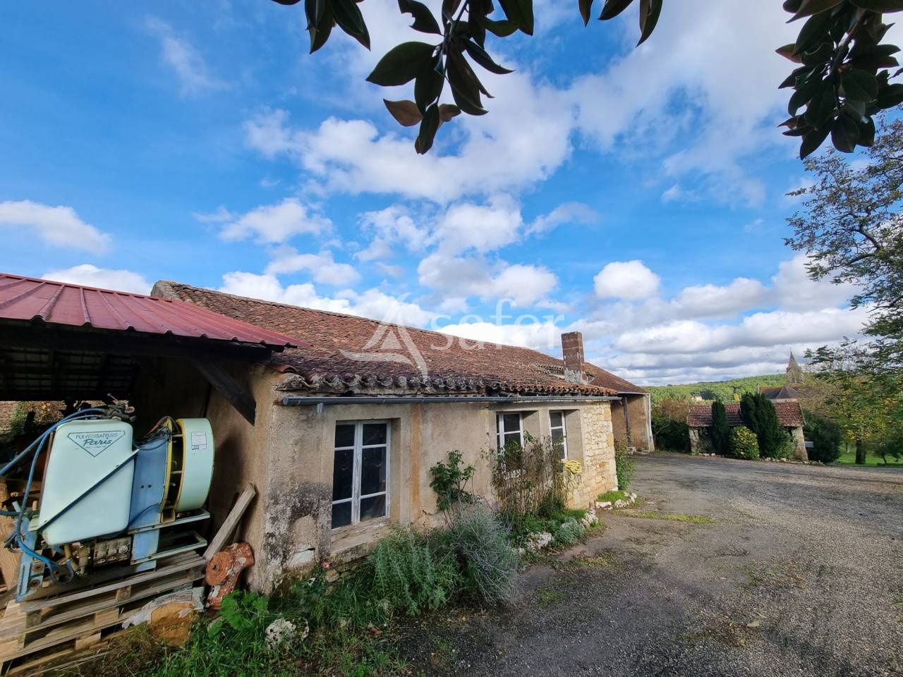 Explotaci&oacute;n agr&iacute;cola En venta Lot