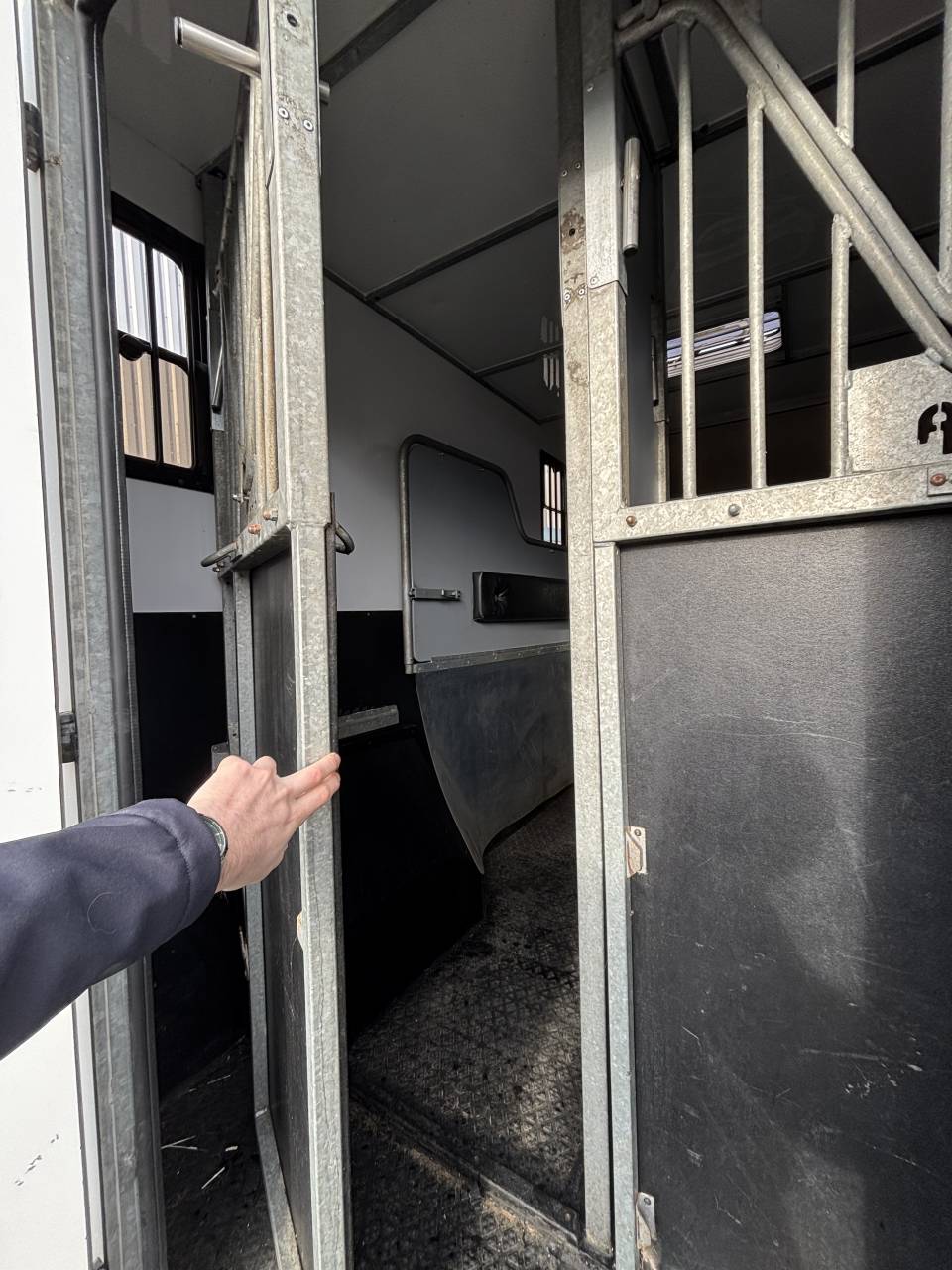 Furgoneta para caballos AP Petit 2 places stalles  2018 De segunda mano