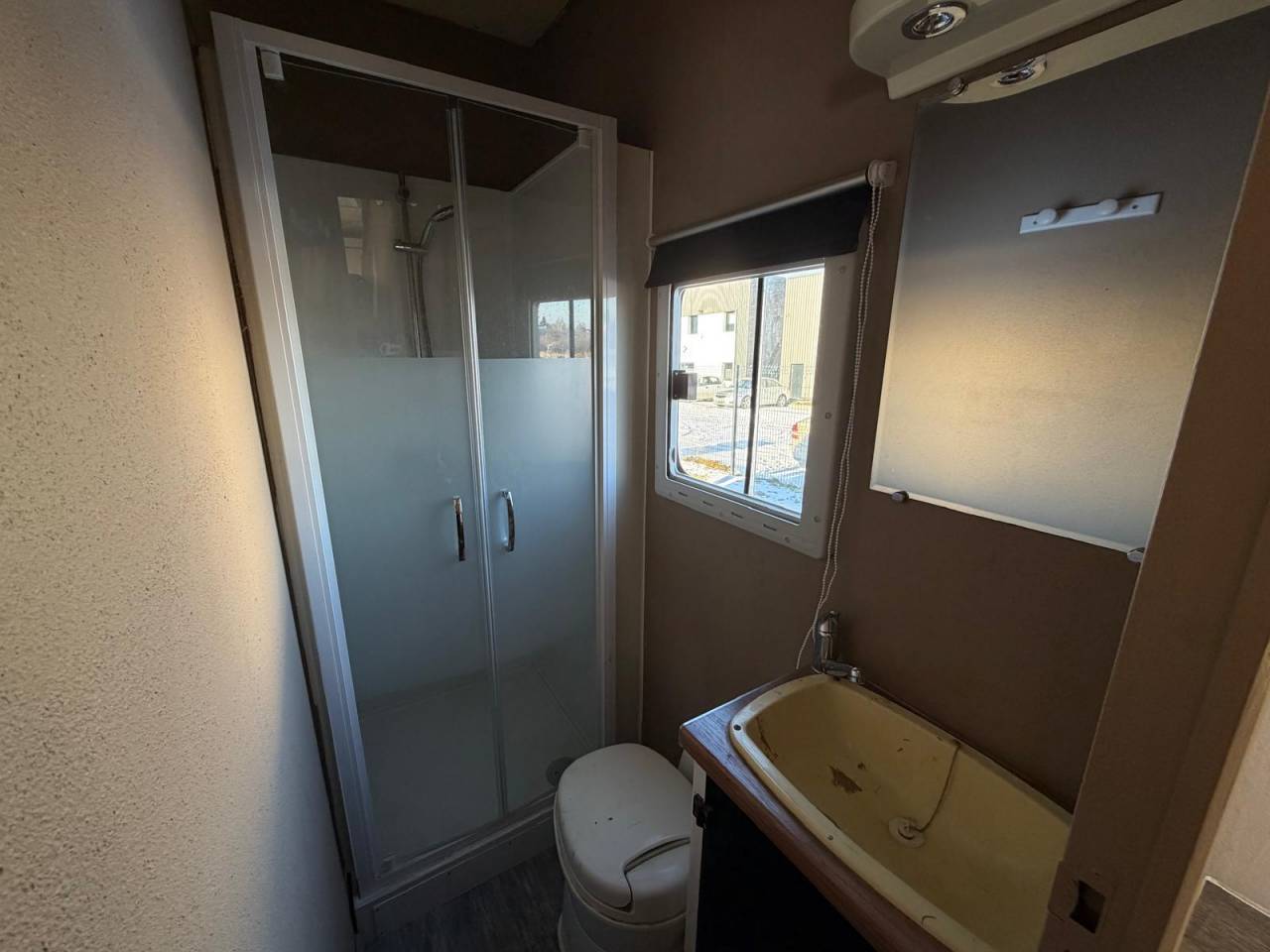 Cami&oacute;n para caballos Daf SEMI-REMORQUE 10P-APPARTEMENT 4P 2017 De segunda mano