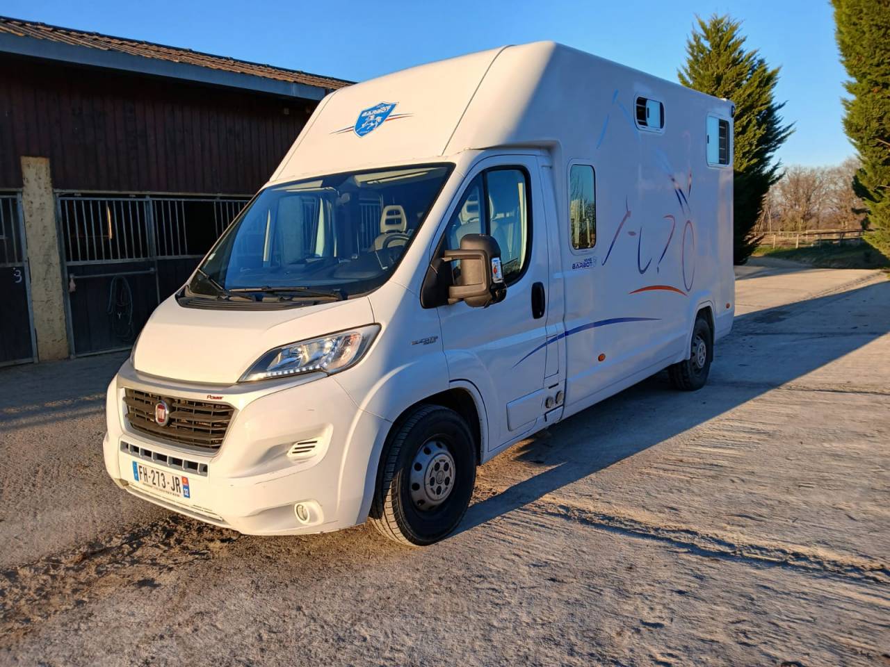 Furgoneta para caballos Fiat  Fiat Ducato 2019 De segunda mano