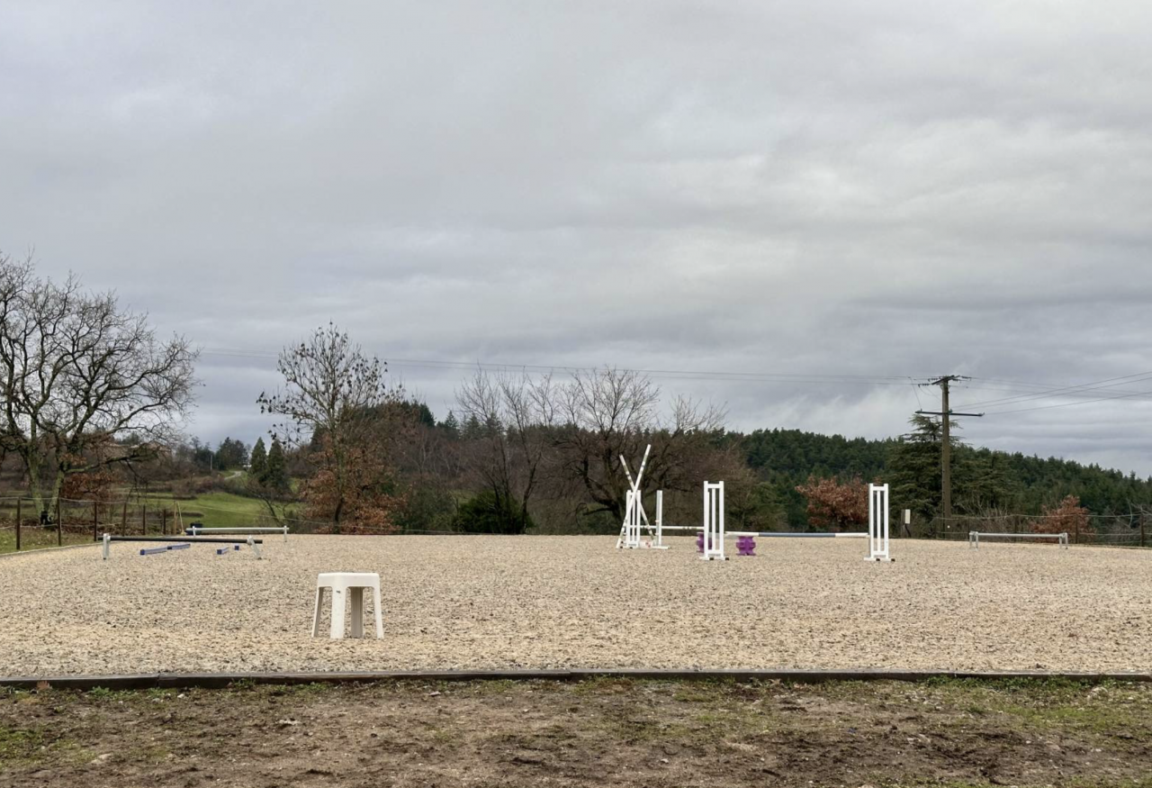 Bonita residencia ecuestre En venta Dr&ocirc;me