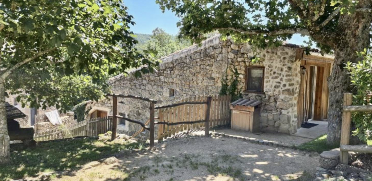 Bonita residencia ecuestre En venta Dr&ocirc;me