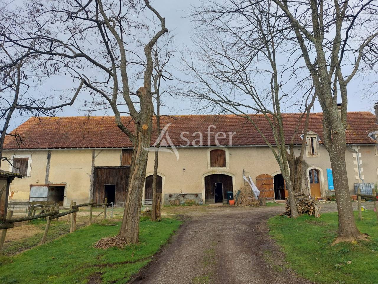 Explotaci&oacute;n ovina En venta Dordo&ntilde;a