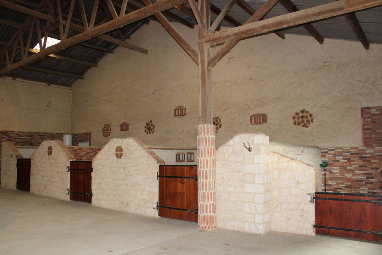 Propiedad ecuestre En venta Lot y Garona