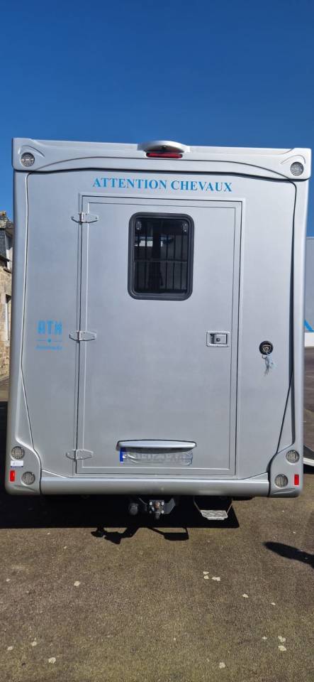 Furgoneta para caballos Fiat  Ducato 2018 De segunda mano