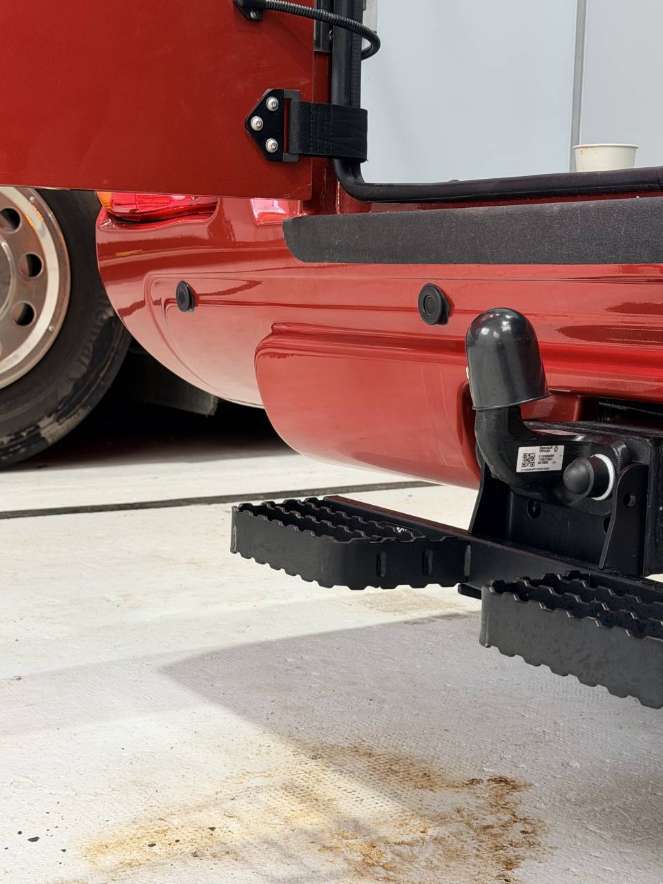 Furgoneta para caballos AKX 5p BVA  2026 Nuevo