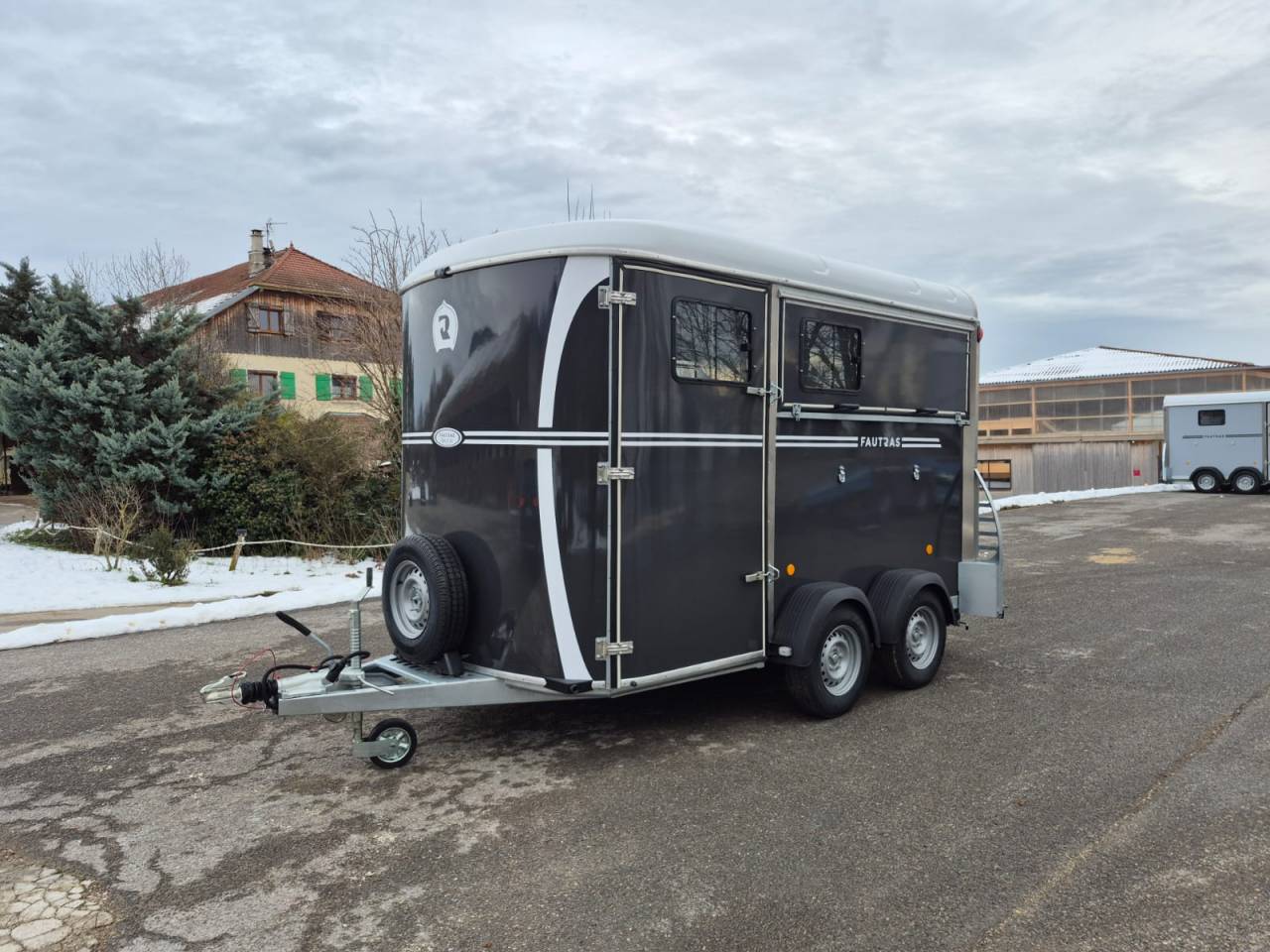 Van caballos Fautras Oblic X2 2 Caballos 2026 Nuevo