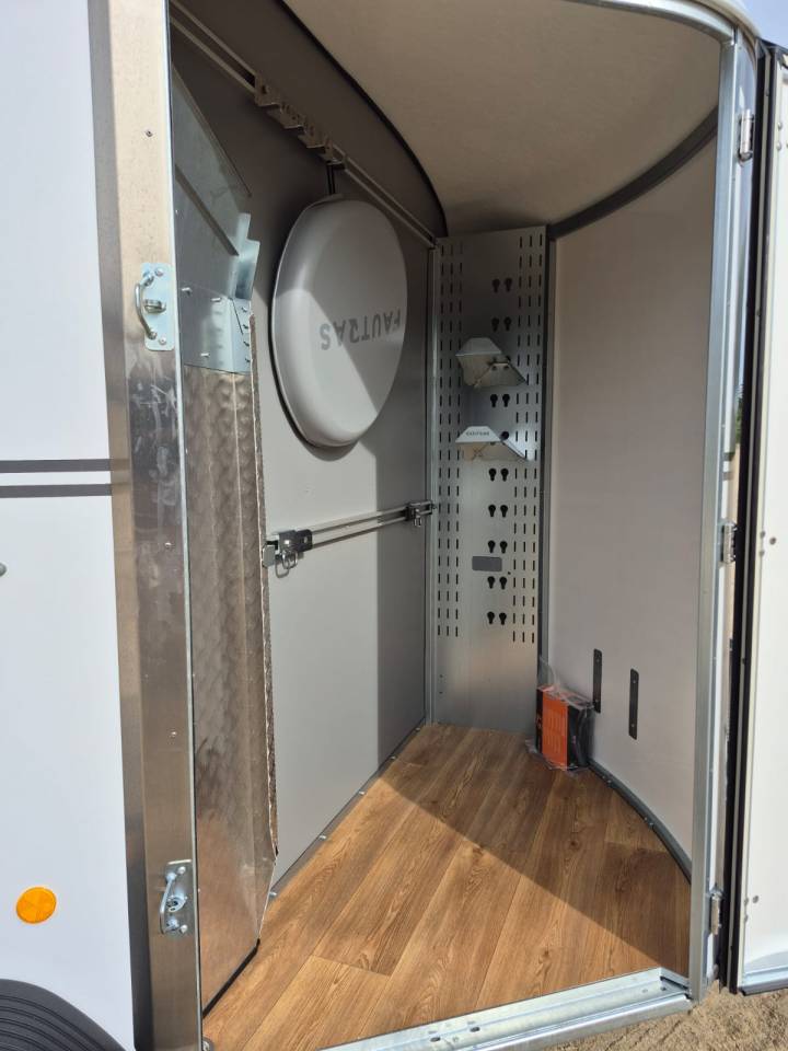 Van caballos Fautras Oblic X2 2 Caballos 2026 Nuevo