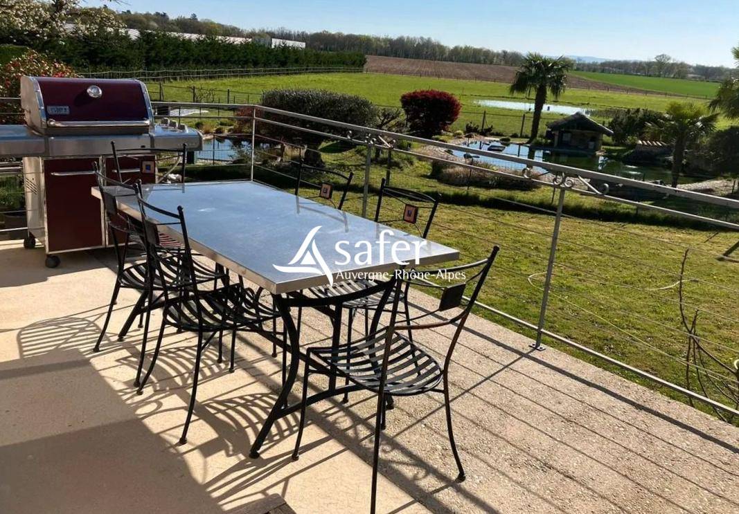 Propiedad ecuestre En venta Ain