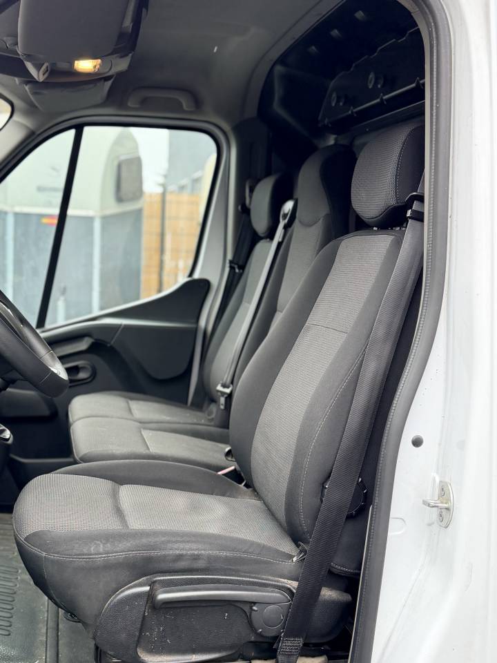 Furgoneta para caballos AP Petit 3pstalles 2022 De segunda mano