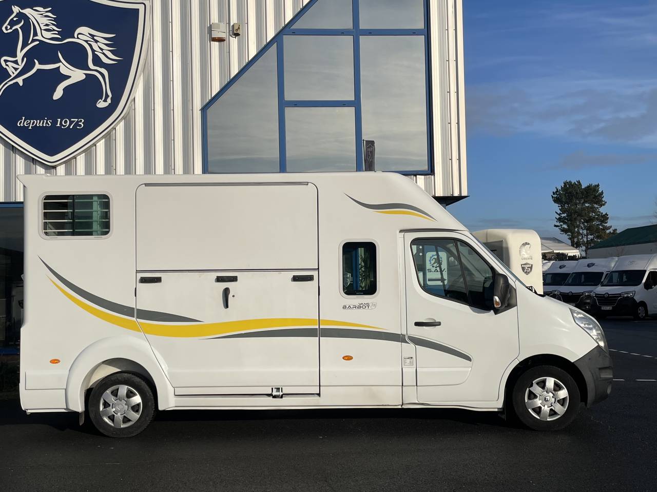 Furgoneta para caballos Barbot master 2014 De segunda mano