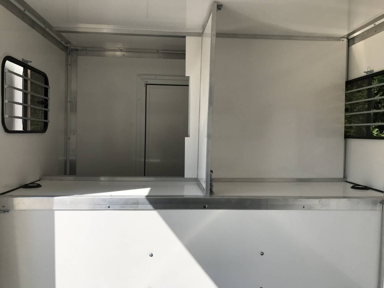 Furgoneta para caballos Renault  2015 De segunda mano