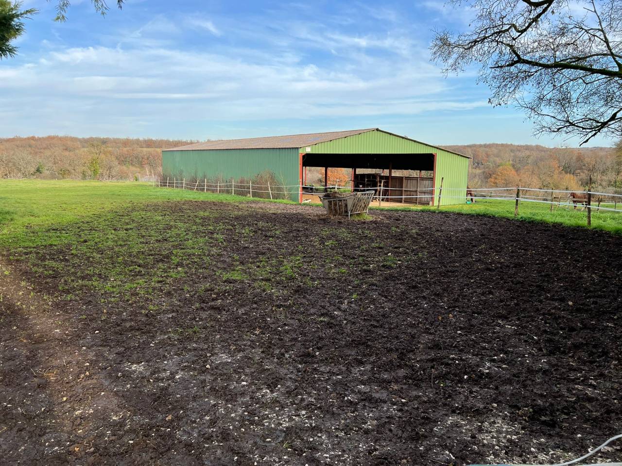 Bonita residencia ecuestre En venta Charente