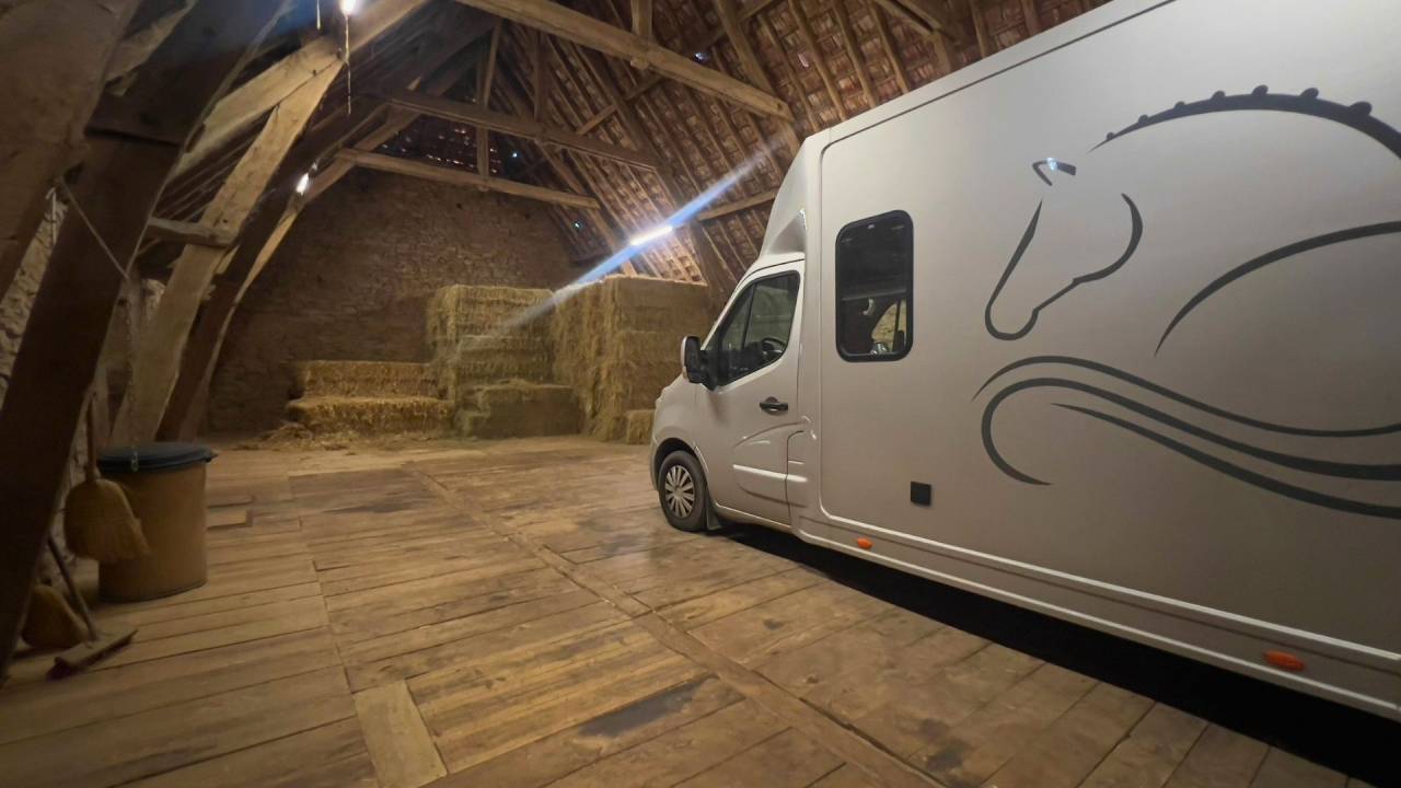 Bonita residencia ecuestre En venta Lot