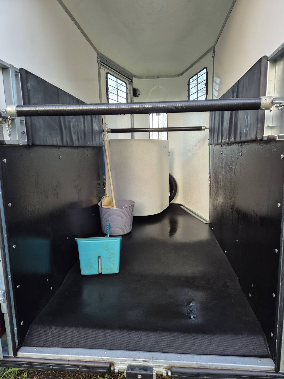 Van caballos Fautras JMS Cassic 1,5 Caballos 2022 De segunda mano