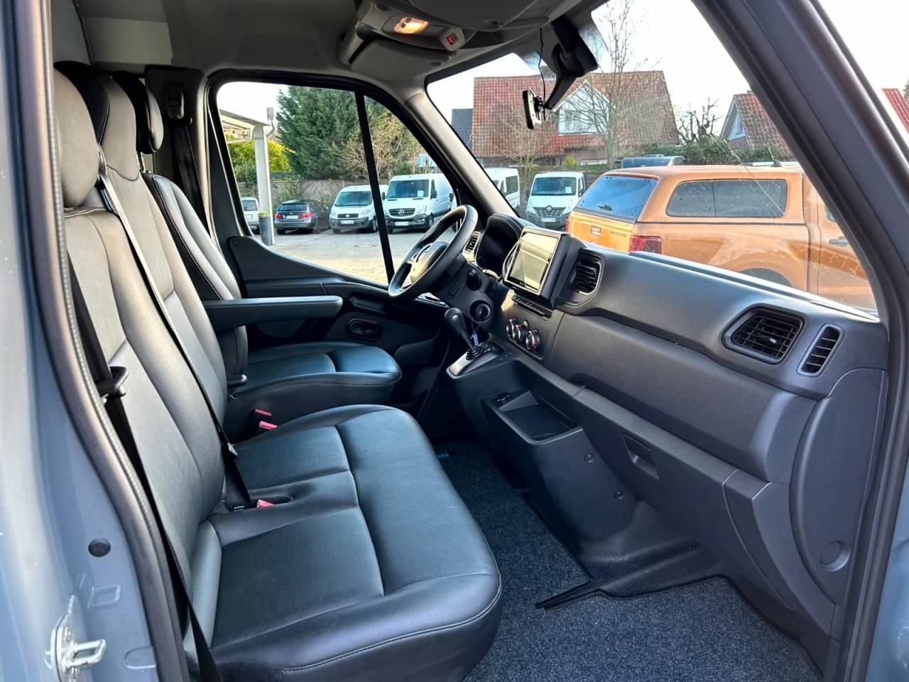 Furgoneta para caballos Renault RENAULT 0 De segunda mano