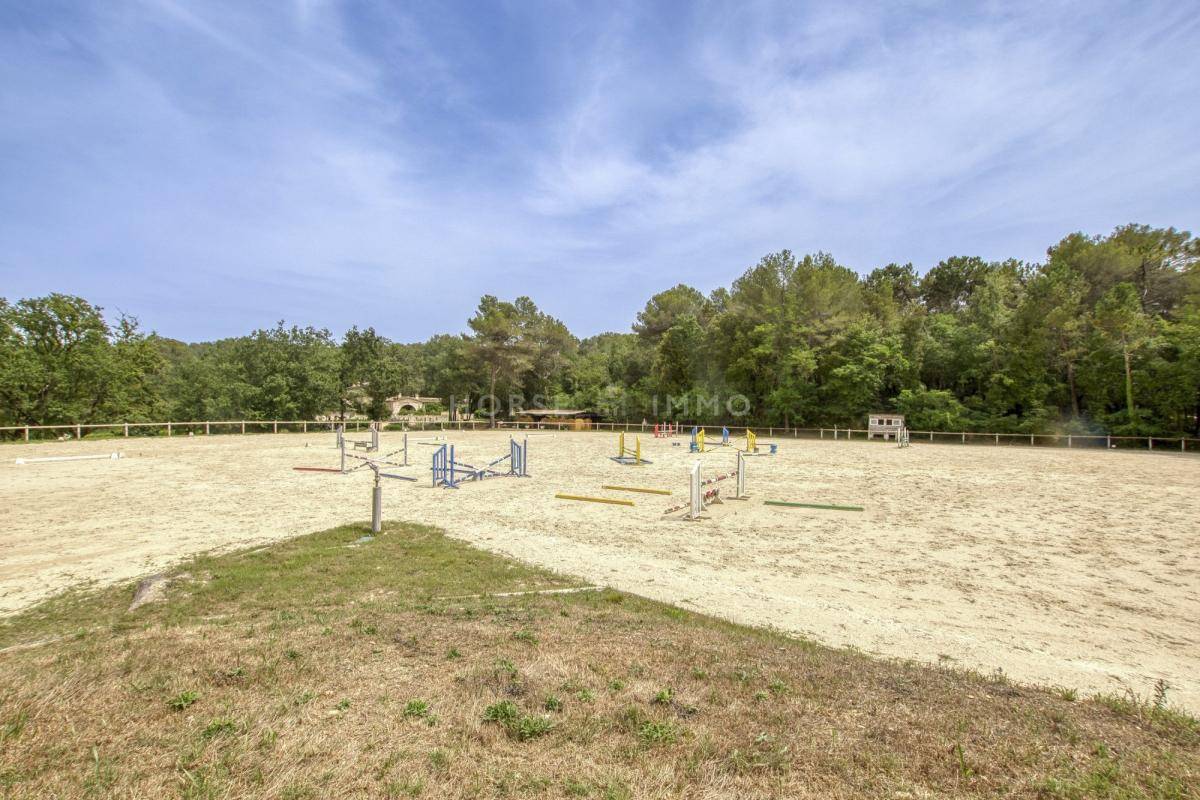 Acaballadero En venta Alpes Mar&iacute;timos