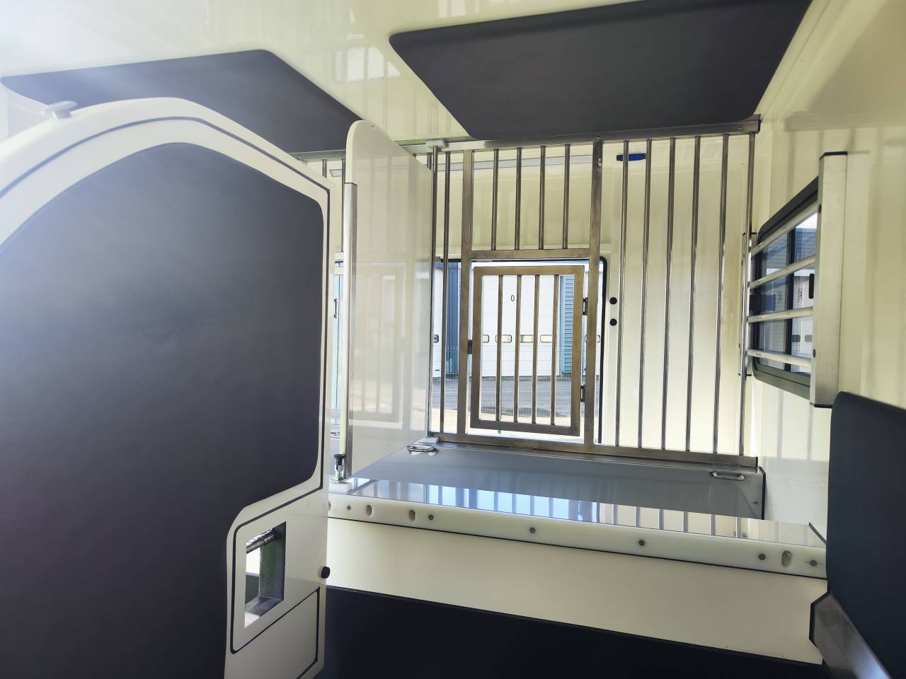 Furgoneta para caballos Ameline SELECT  2026 De segunda mano