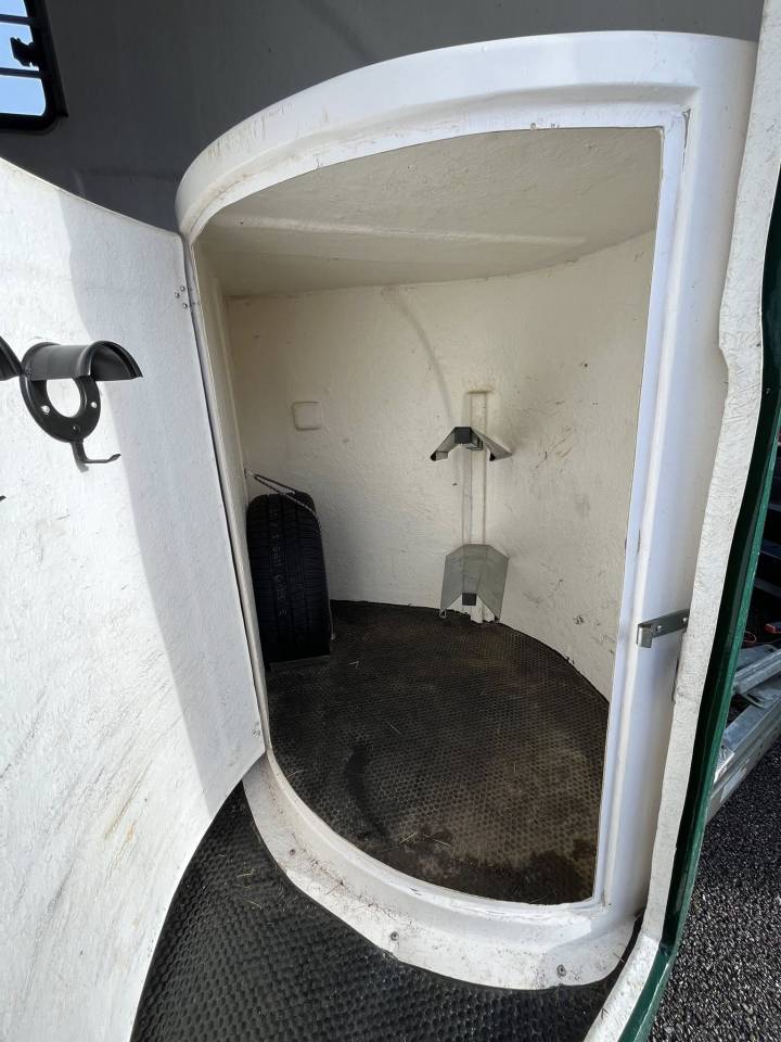 Van caballos - Otra marca -  2 Caballos 2015 De segunda mano