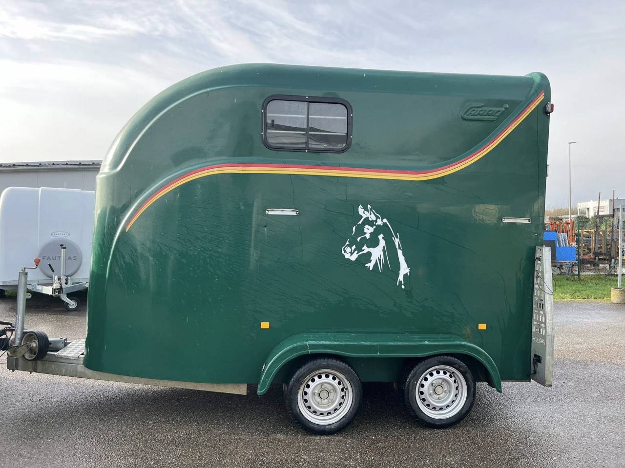 Van caballos - Otra marca -  2 Caballos 2015 De segunda mano