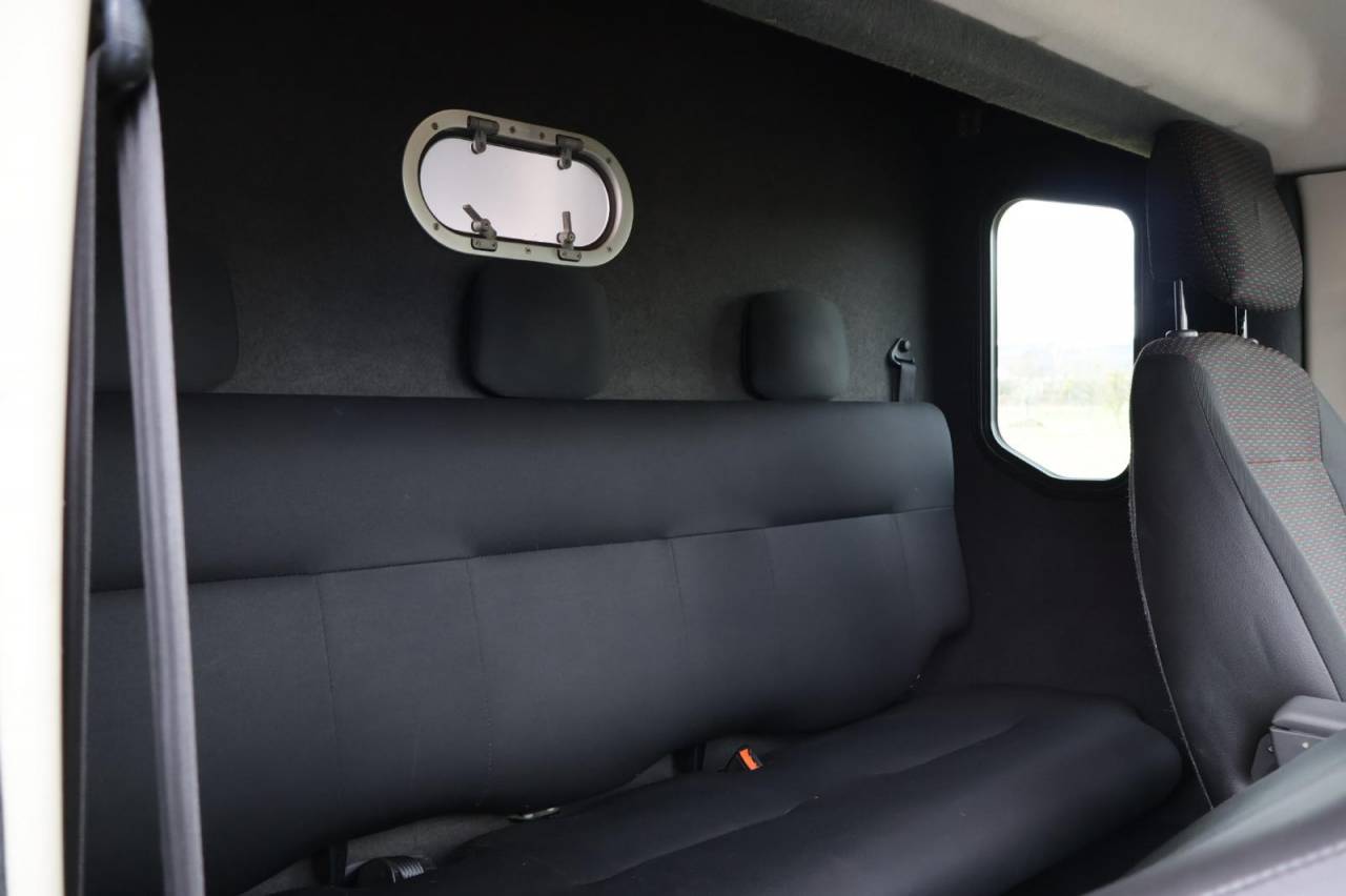 Furgoneta para caballos Theault THEAULT PROTEO 3.0 180CH 2015 De segunda mano