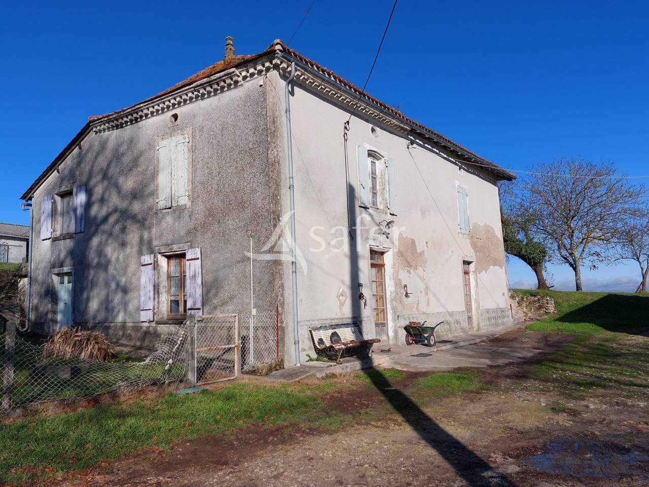 Explotaci&oacute;n ovina En venta Dordo&ntilde;a