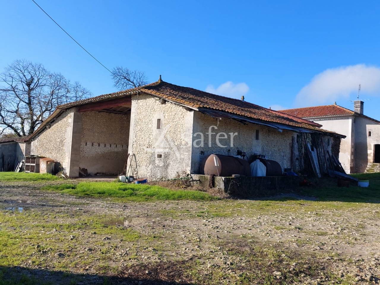 Explotaci&oacute;n ovina En venta Dordo&ntilde;a