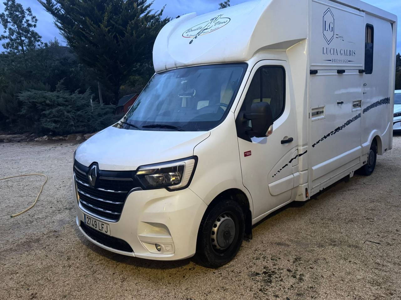 Renault Master para 2 caballos &ndash; A&ntilde;o 2020 &ndash; Lista para 