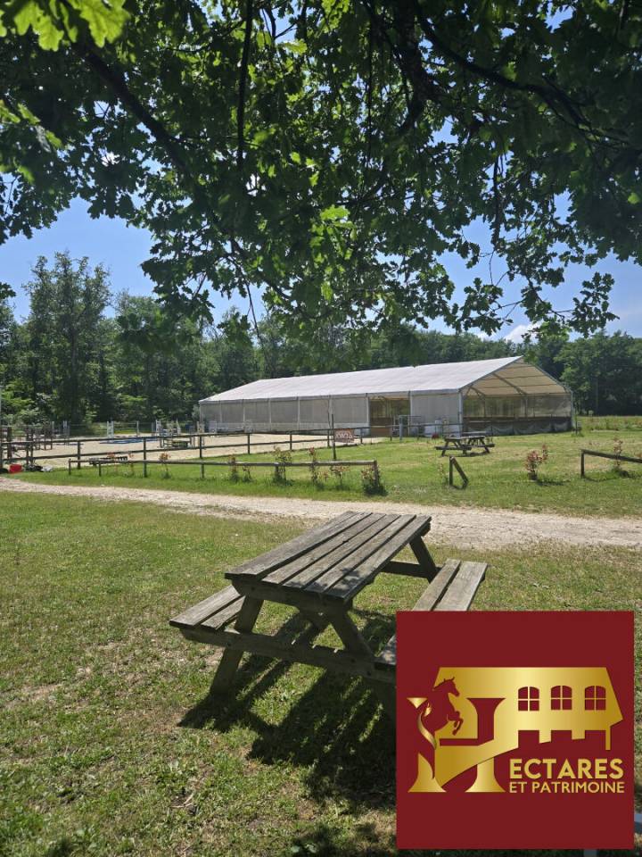 Cuadra de propietarios En venta Gironda