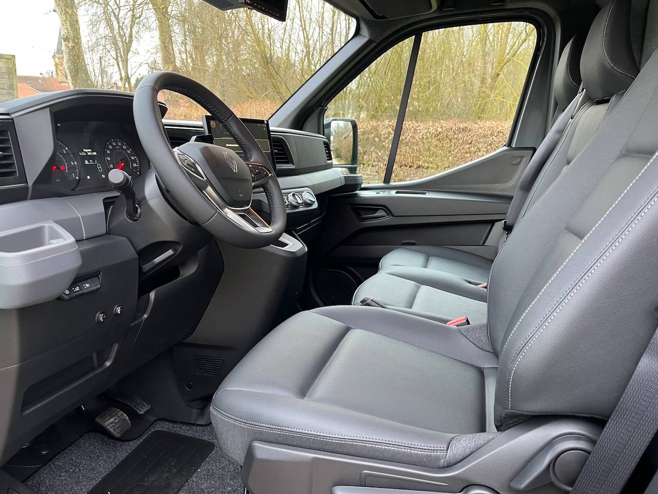 Furgoneta para caballos Renault RENAULT 0 Nuevo