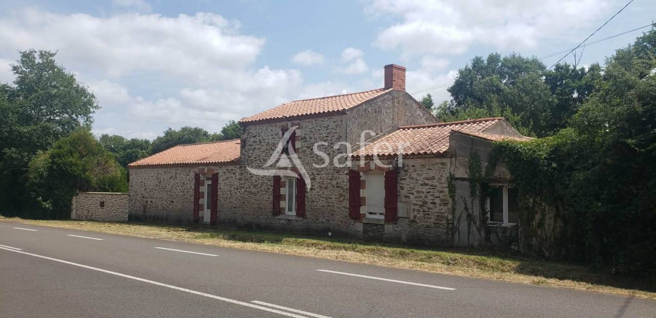 Propiedad rural En venta Vend&eacute;e
