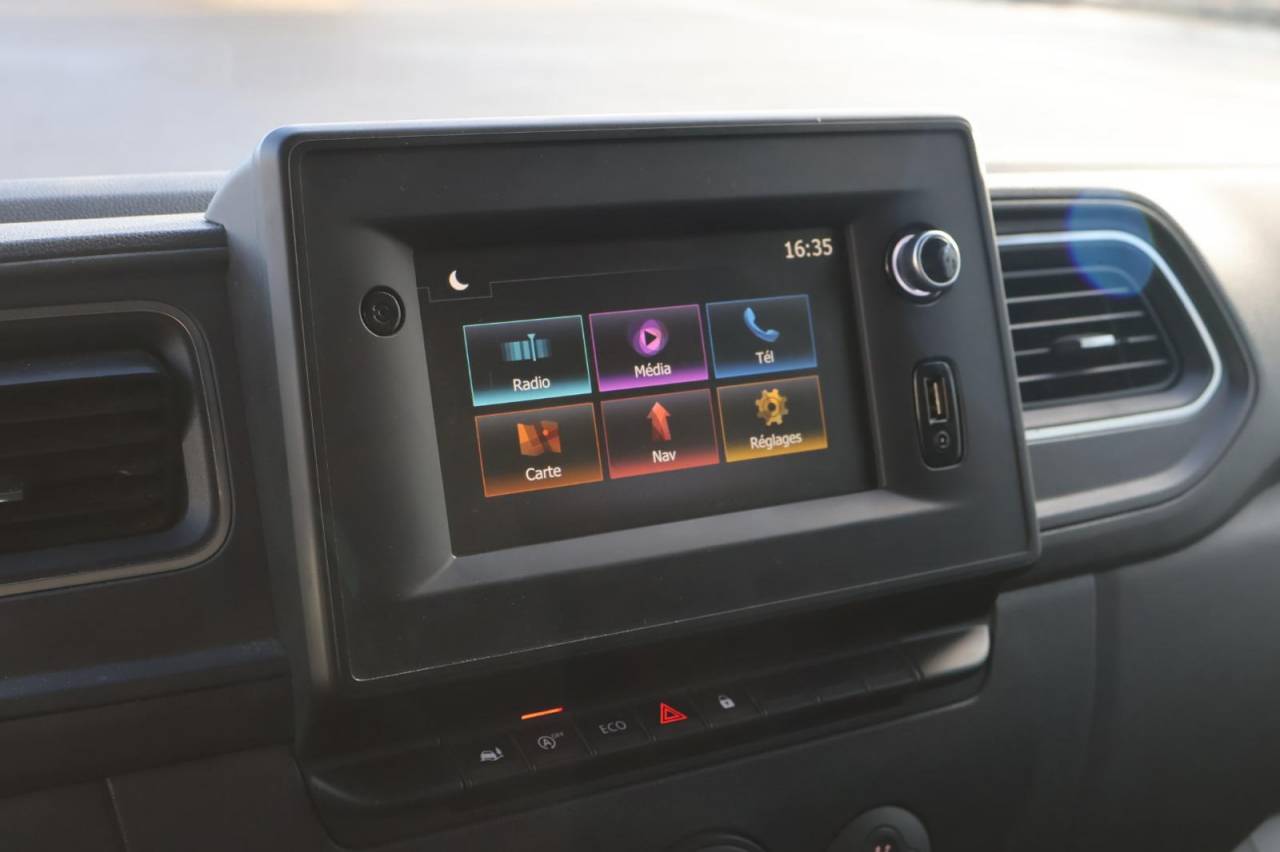 Furgoneta para caballos Cavalcar MASTER CAVALCAR 2022 De segunda mano