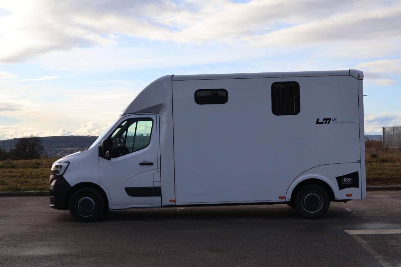 Furgoneta para caballos Cavalcar MASTER CAVALCAR 2022 De segunda mano