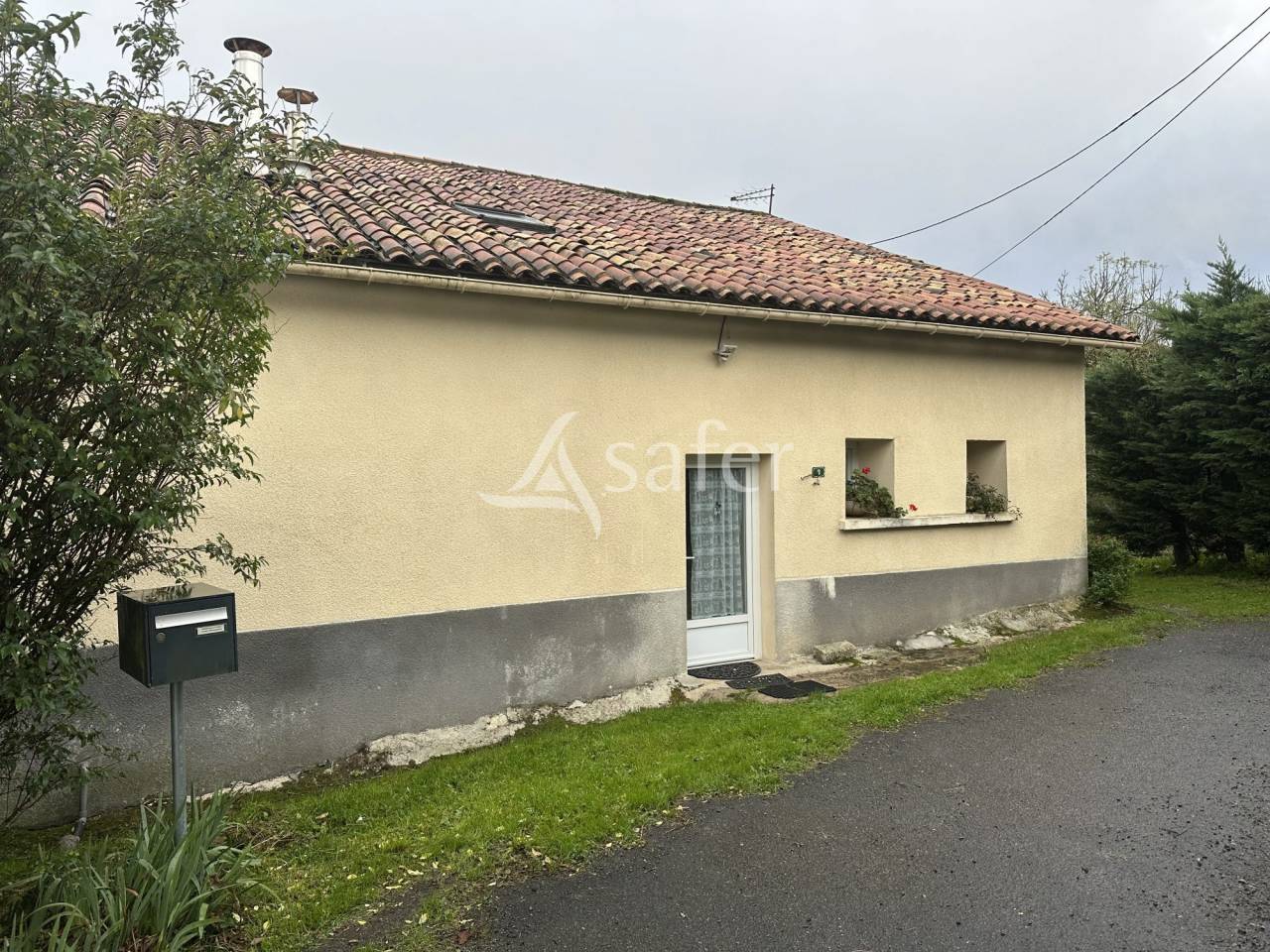 Explotaci&oacute;n ovina En venta Charente