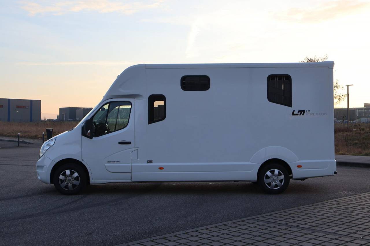 Furgoneta para caballos MTM FILOVAN MASTER  2016 De segunda mano