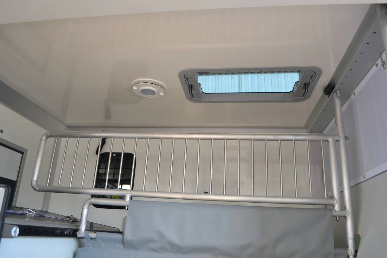 Furgoneta para caballos Otra marca PEUGEOT 0 Nuevo