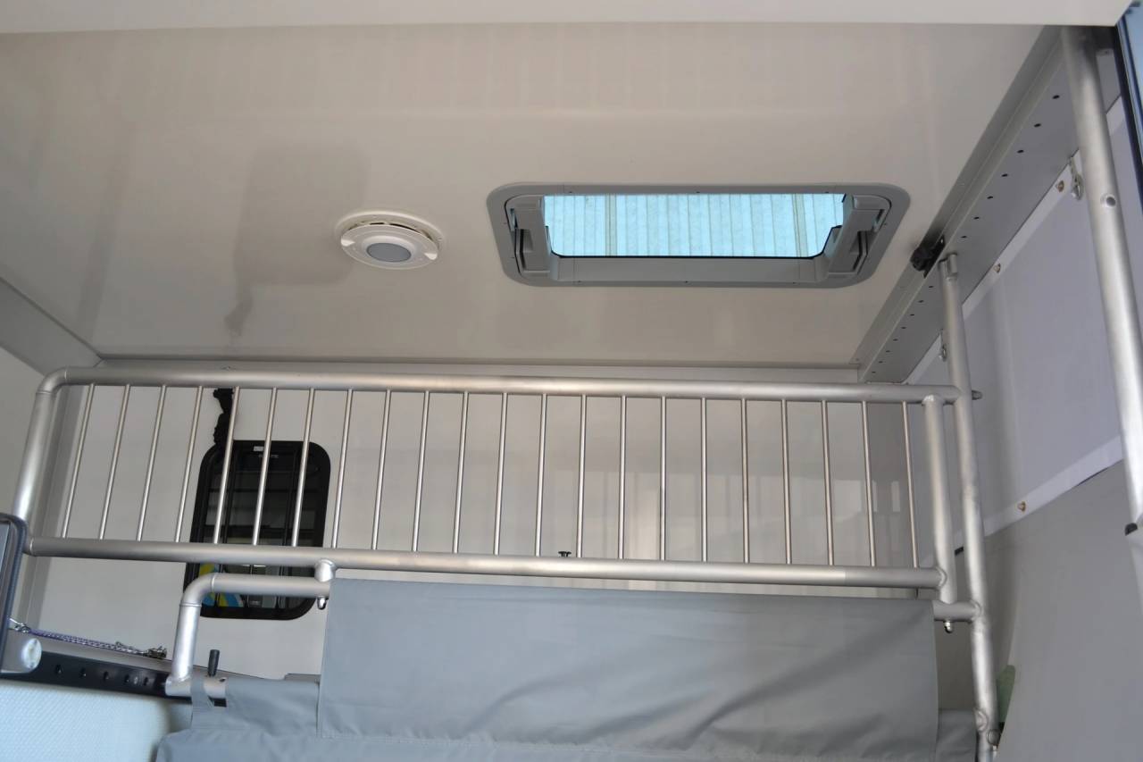 Furgoneta para caballos Otra marca PEUGEOT 0 Nuevo