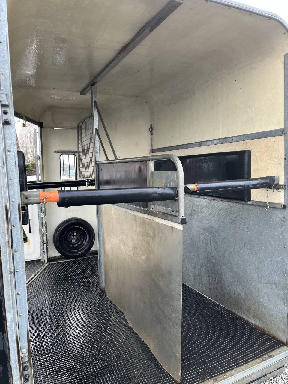 Van caballos Fautras Provans 2 Caballos 1998 De segunda mano