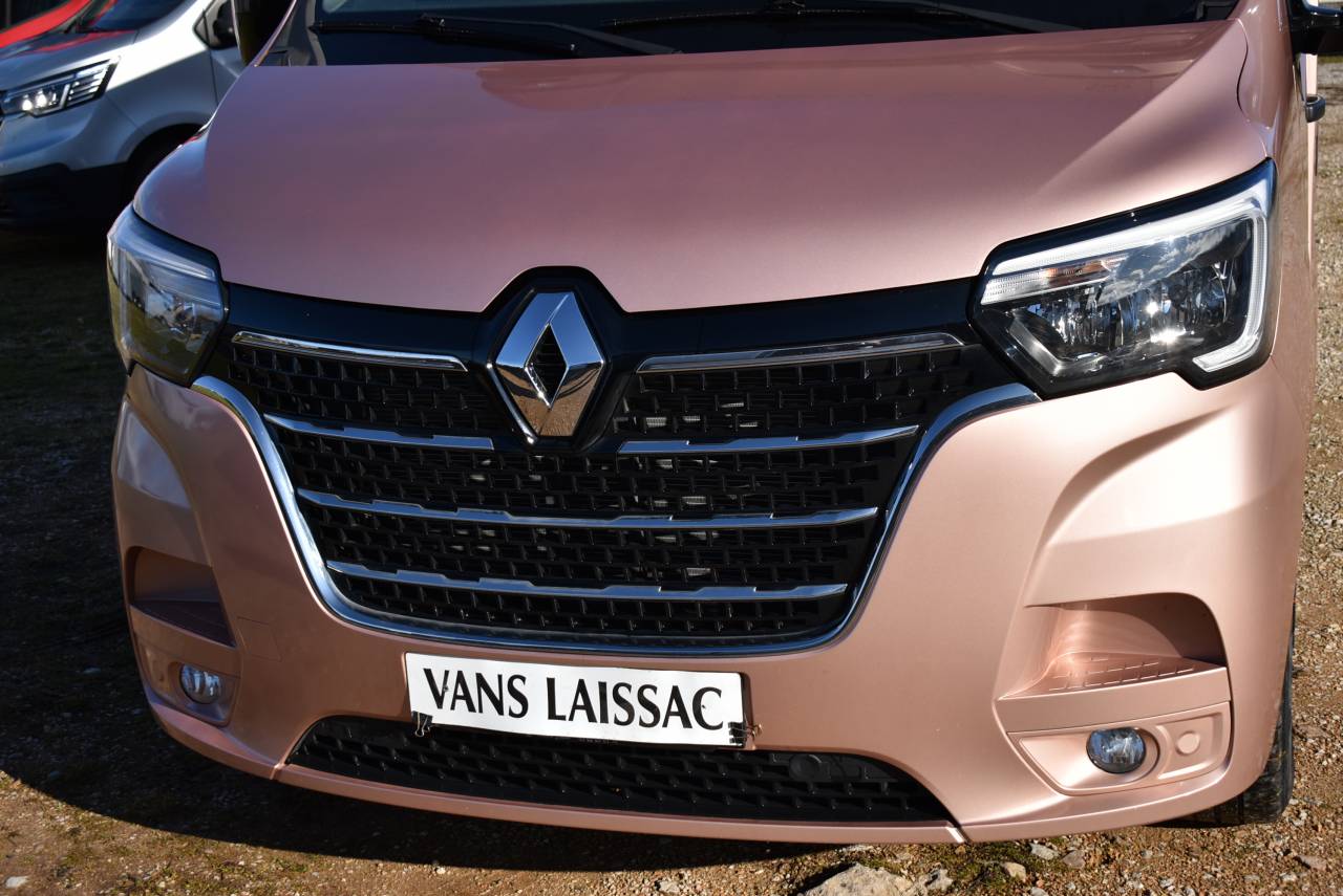 Furgoneta para caballos Laissac Utilitaires Master 2021 De segunda mano