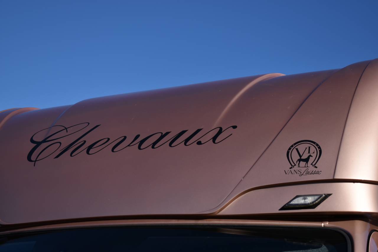 Furgoneta para caballos Laissac Utilitaires Master 2021 De segunda mano