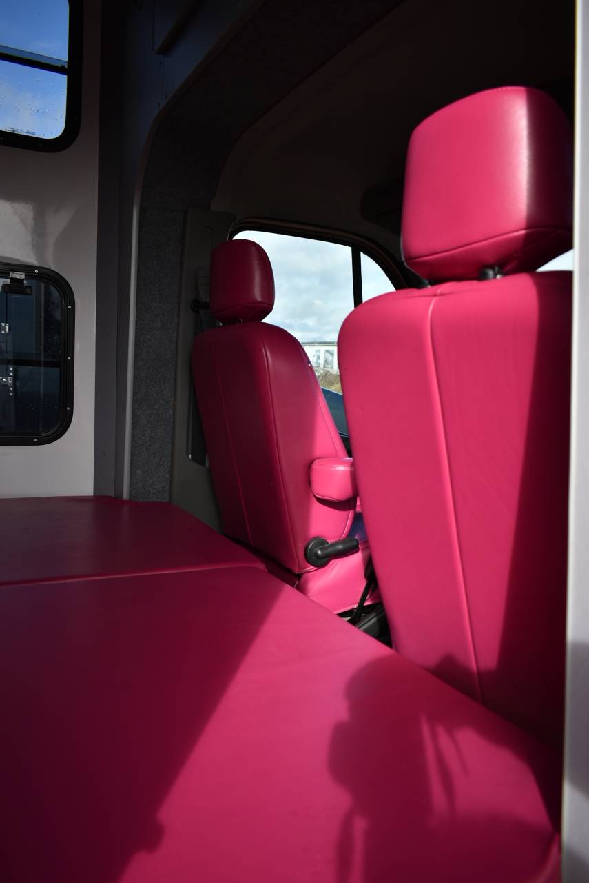 Furgoneta para caballos Laissac Utilitaires Master 2021 De segunda mano