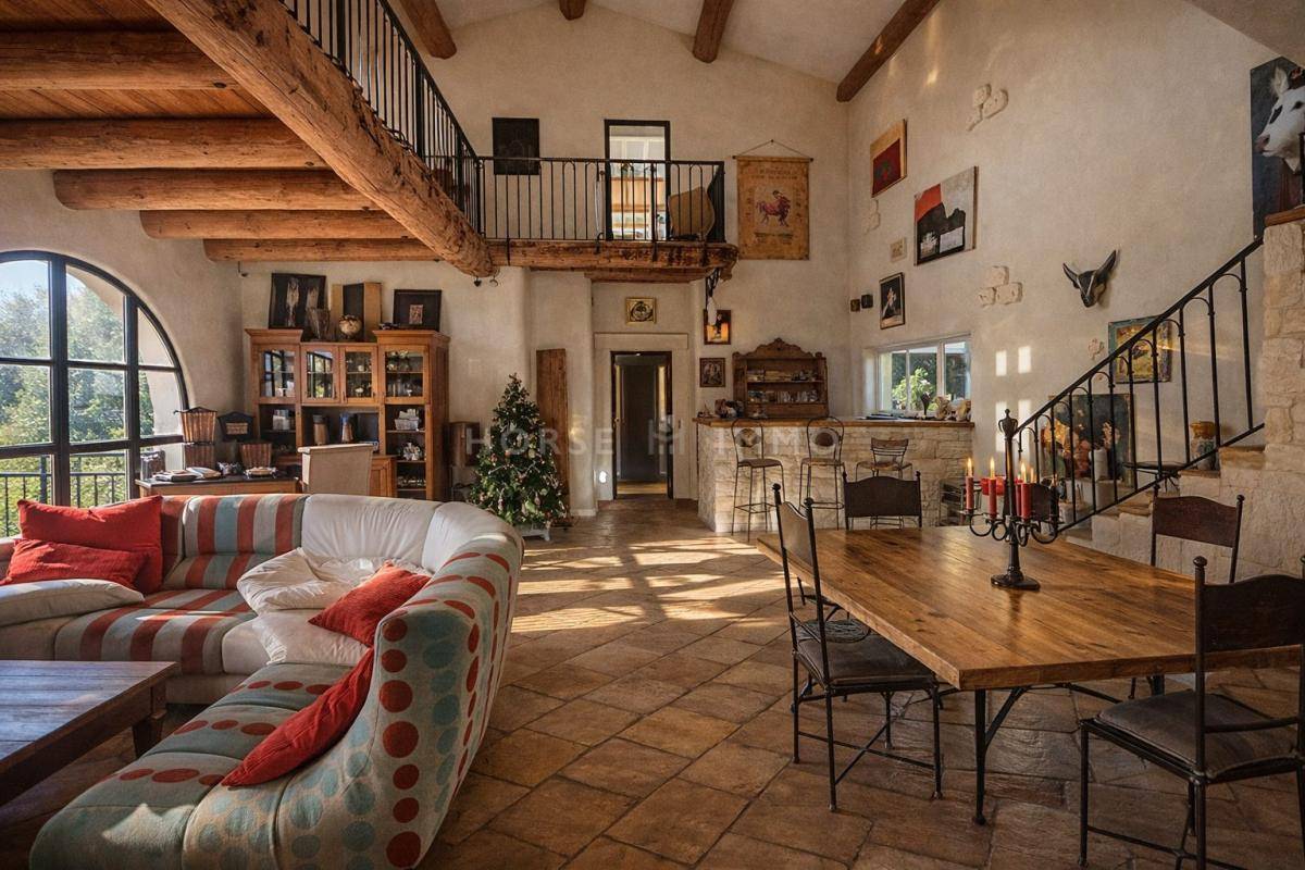 Propiedad ecuestre En venta H&eacute;rault